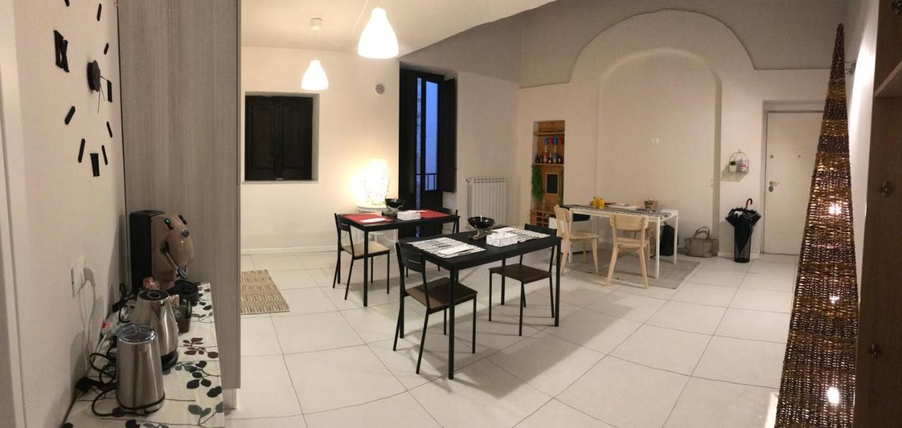 100 Passi Hotel Palermo Exterior photo